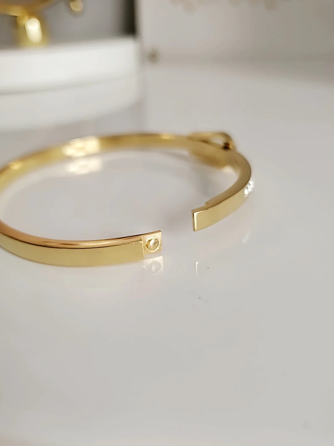 Gold Belt Bangle